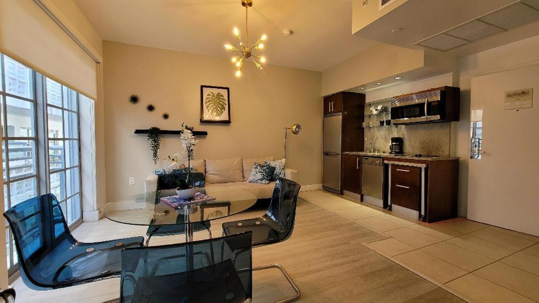Strand Ocean Drive Suites Miami Beach Dış mekan fotoğraf