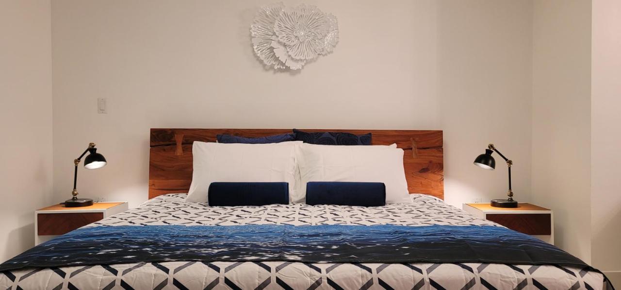 Strand Ocean Drive Suites Miami Beach Dış mekan fotoğraf