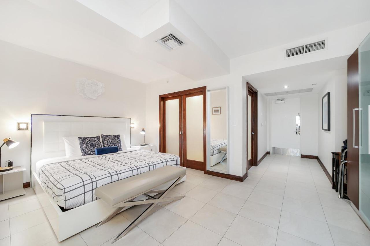 Strand Ocean Drive Suites Miami Beach Dış mekan fotoğraf