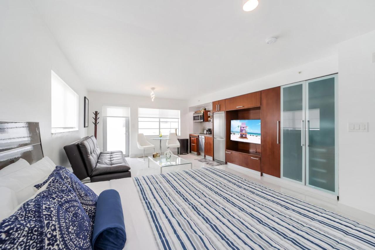 Strand Ocean Drive Suites Miami Beach Dış mekan fotoğraf